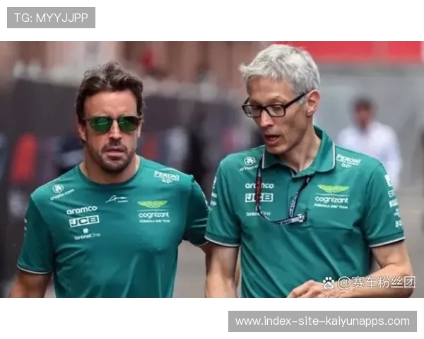 阿隆索极限晚刹车守住内线，被誉为“老狐狸操作”